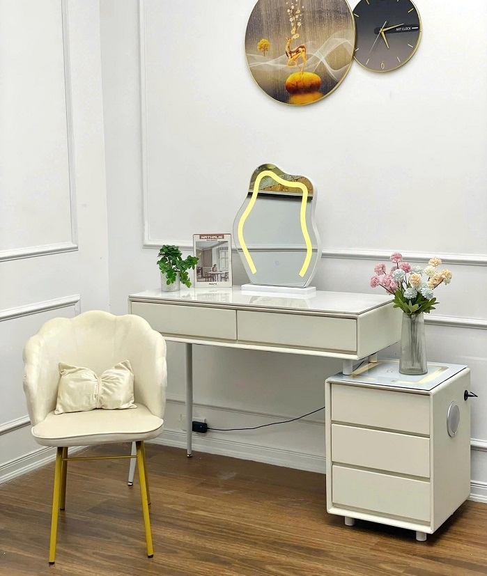 Bàn Phấn Trang Điểm 154S