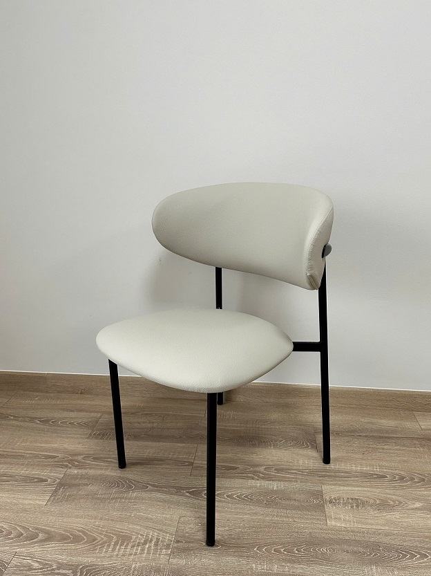 Ghế Ăn Bọc Da Hiện Đại 484S