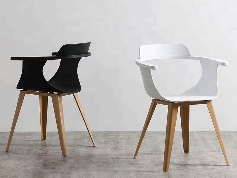 Ghế Cafe Chân Sắt Giả Gỗ 220T