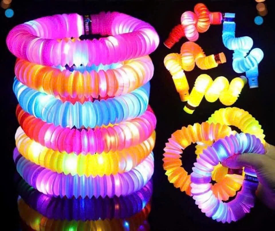 Ống Nhựa Lò Xo Cõ Giãn Có Led Cho Bé (1)