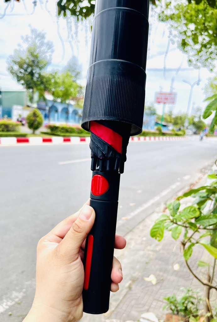 DÙ CHE MƯA NẮNG XỊN NẮP NHỰA CHỤP (7)