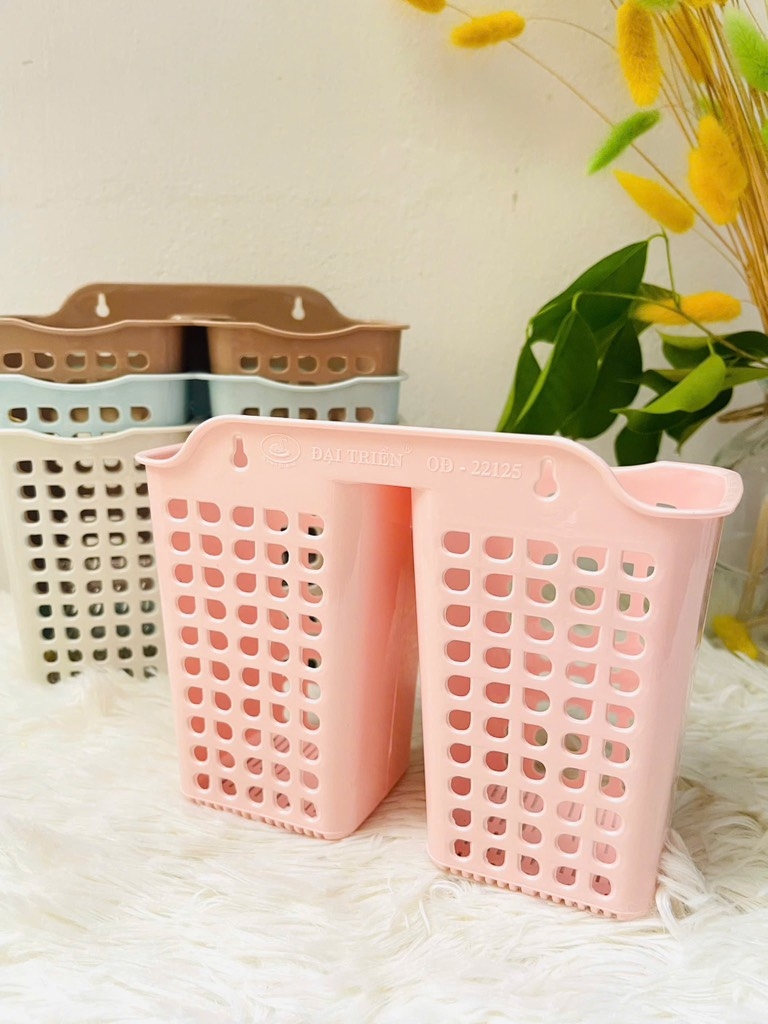 ỐNG 2 NGĂN CẮM ĐŨA, BÚT, BÀN CHẢI NHỰA HÀNG CTY (2)