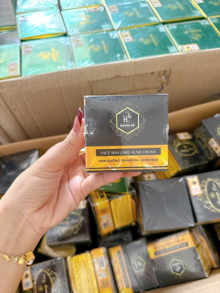 KEM MỤN TRẮNG DA HUỲNH ĐỖ C.HÃNG LẺ CTY 150K (15) '