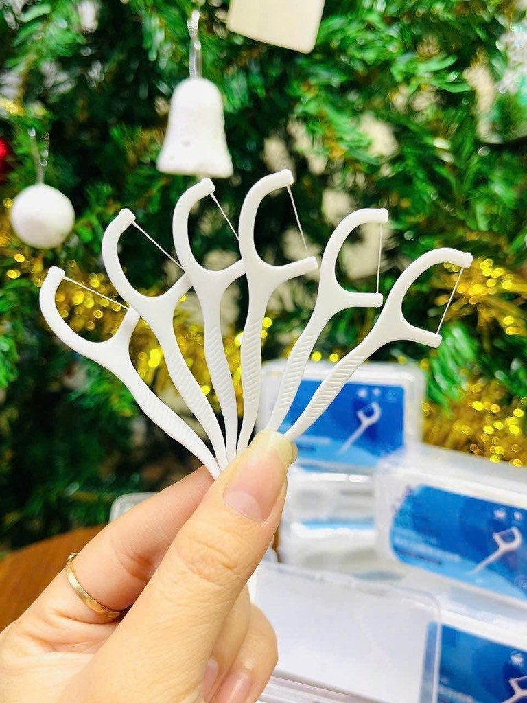 Hộp 50 Tăm Chỉ Nha Khoa Hàng Chuẩn Nội Địa (0.5)