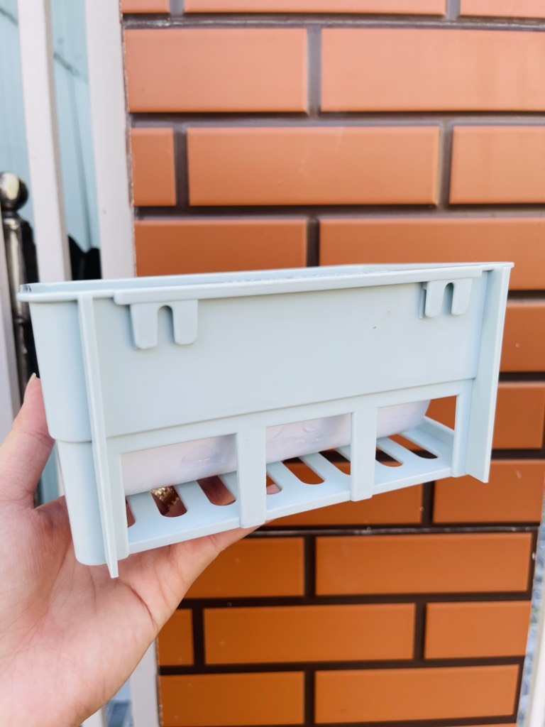 KỆ DÁN TƯỜNG 18cm NHỰA CTY CH (1)