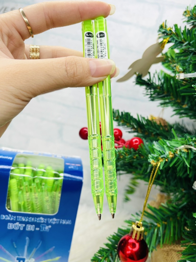 BÚT BI THIÊN LỘC MẪU XANH LÁ HOT TREND ( MUA 3 TẶNG 1) (ko ck)