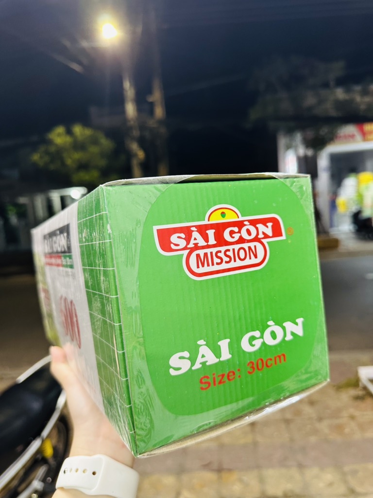 CUỘN MÀN BỌC CÓ DAO CẮT THỰC PHẨM FOOD LỚN (3)