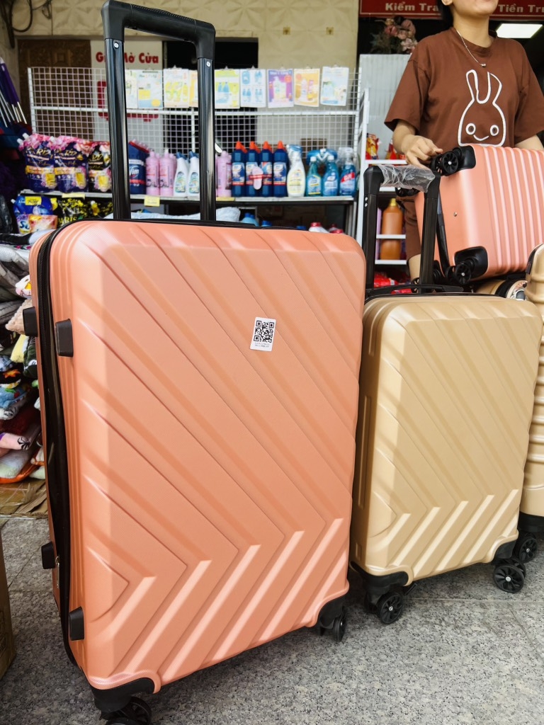 VALI DU LỊCH SIZE 24 in CÓ BÁNH XE KÉO (20)