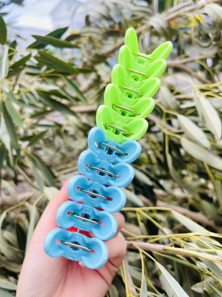 SET 20 KẸP NHỰA PQ QUẦN ÁO HÀNG CTY (1)