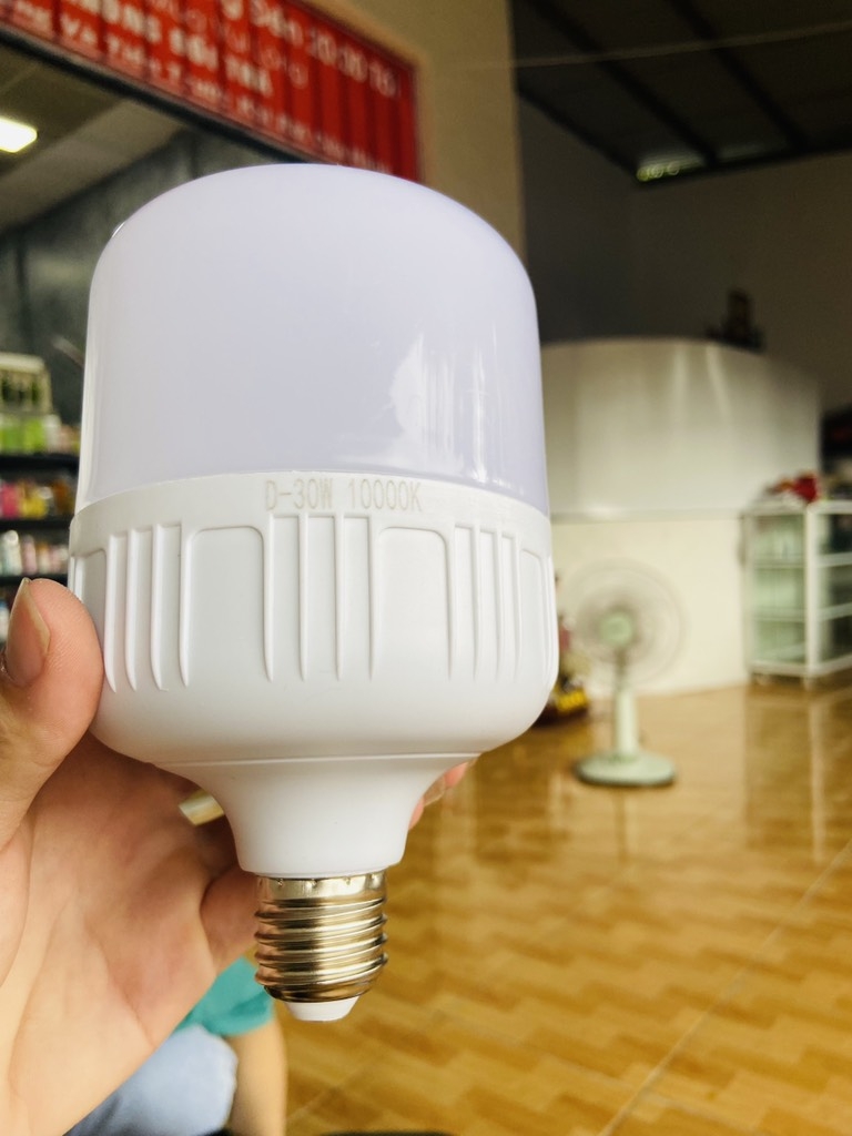 Bóng Đèn Buld 30W siêu sáng tiết kiệm điện