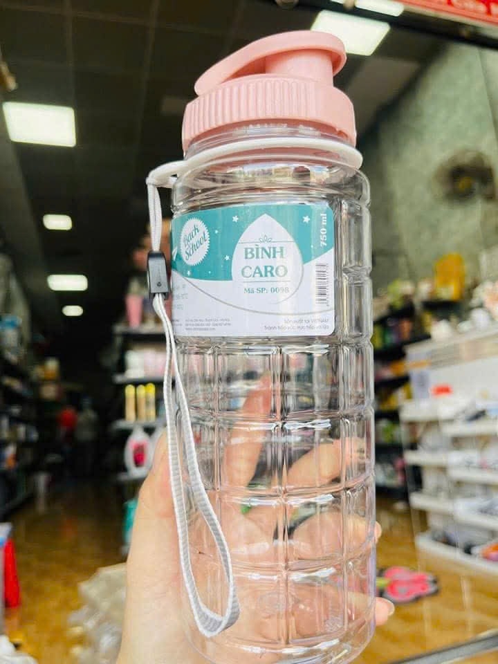Bình Đựng Nước Caro Việt Nhật 750ml (2) '