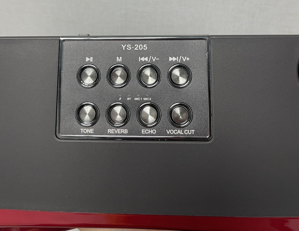 LOA KARAOKE BLUETOOTH YS-205 TẶNG KÈM 2 MICRO KHÔNG DÂY CHÍNH HÃNG CỰC HAY (60)