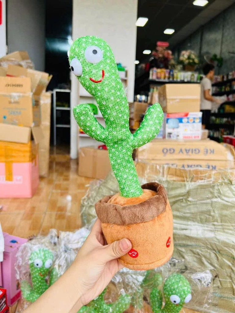Cây Xương Rồng Nhảy Múa Nhại Giọng (7)
