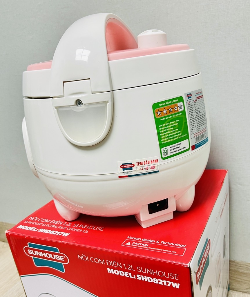 NỒI CƠM ĐIỆN SUNHOUSE 1.2L 8217W CHÍNH HÃNG (30)