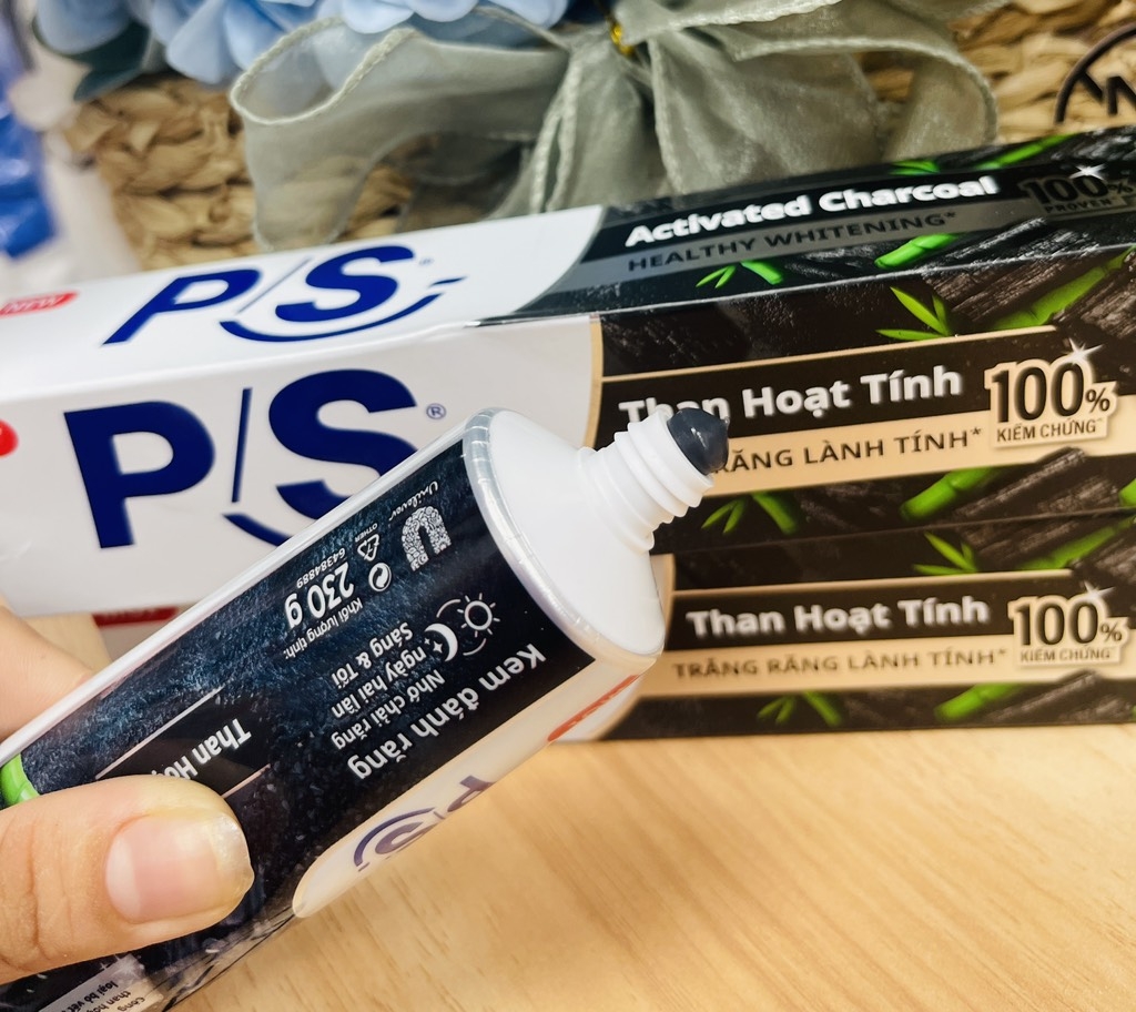KEM ĐÁNH RĂNG P/S 230g THAN TRE HOẠT TÍNH