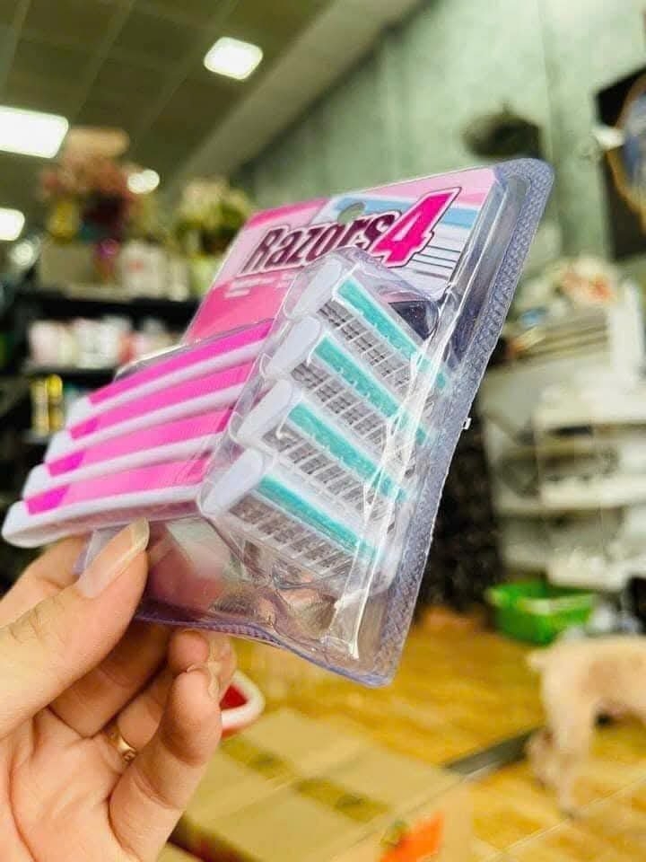 Combo 4 Dao Cạo Râu RAZORS (1)