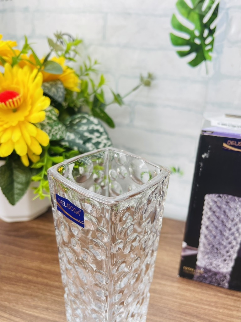 BÌNH CẮM HOA THUỶ TINH MẪU VUÔNG TRẮNG (2)