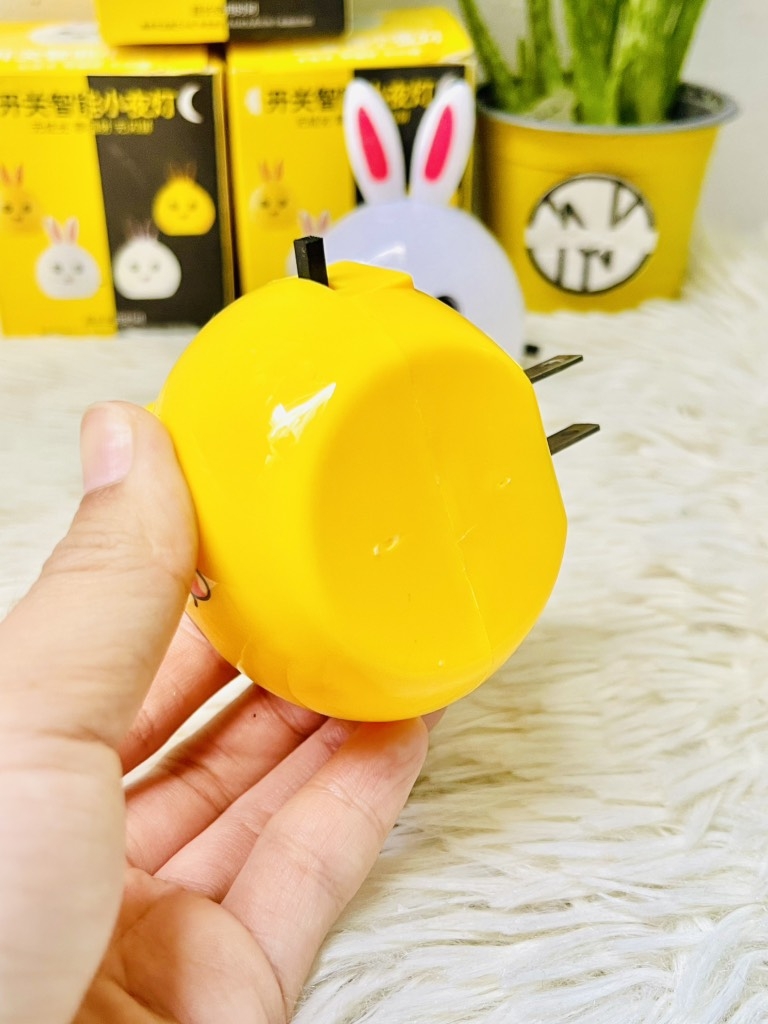 ĐÈN NGỦ HÌNH THỎ KUTE TỰ ĐỘNG SÁNG TẮT (2)