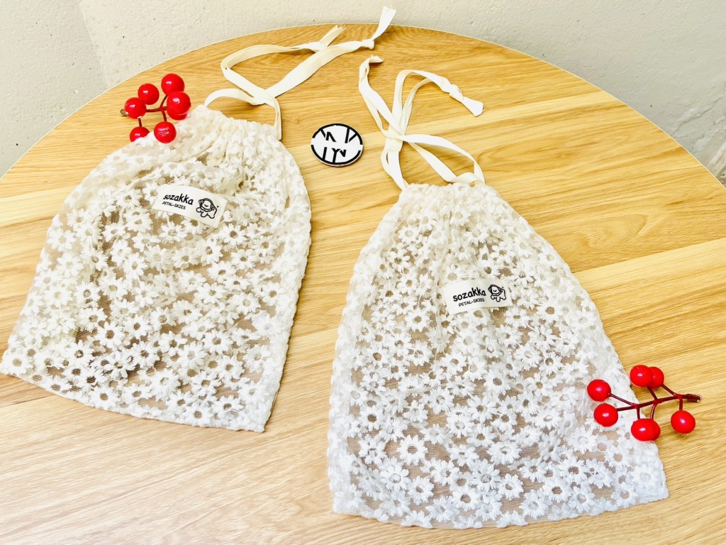 TÚI ĐỰNG MỸ PHẨM DÂY RÚT, TÚI LƯỚI REN HOA SOZAKKA (2)