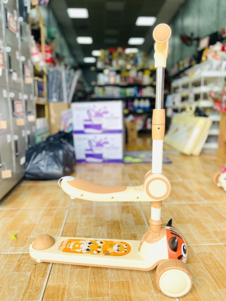 XE TRƯỢT SCOOTER 606 MẪU XỊN CÓ HOẠT HÌNH NỔI (20)