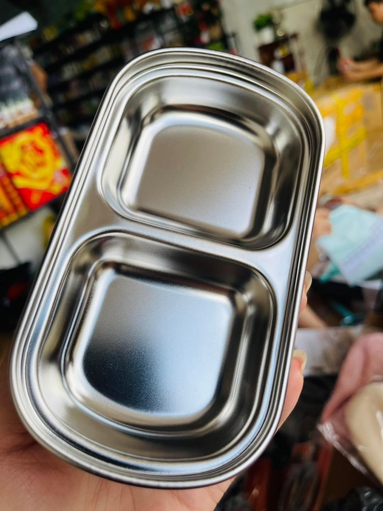 Dĩa Đựng Nước Chấm 2 Ngăn Inox (2)