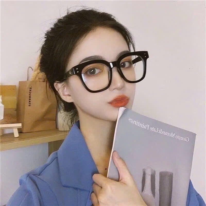 KÍNH VUÔNG 2 CHẤM TAG V  (3)