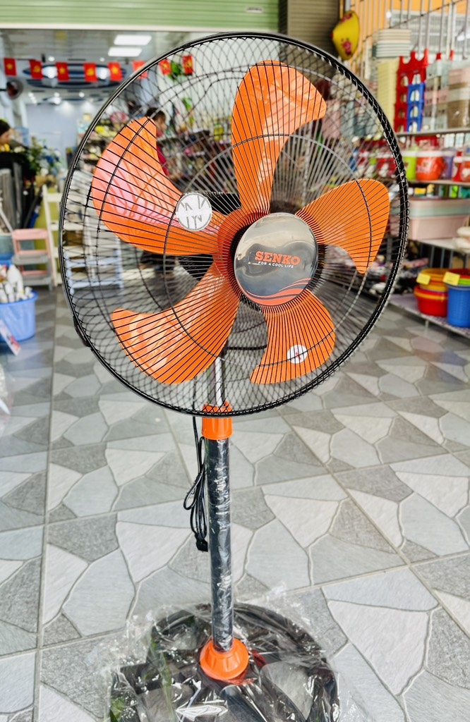 QUẠT CÔNG NGHIỆP ĐỨNG SENKO 5 CÁNH 65W BẢO HÀNH 2 NĂM SIZE 43cm (30)