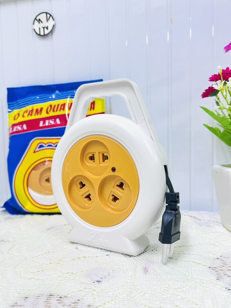Ổ Cắm Điện Tròn 8 Mét Loại Quấn Tròn (6)