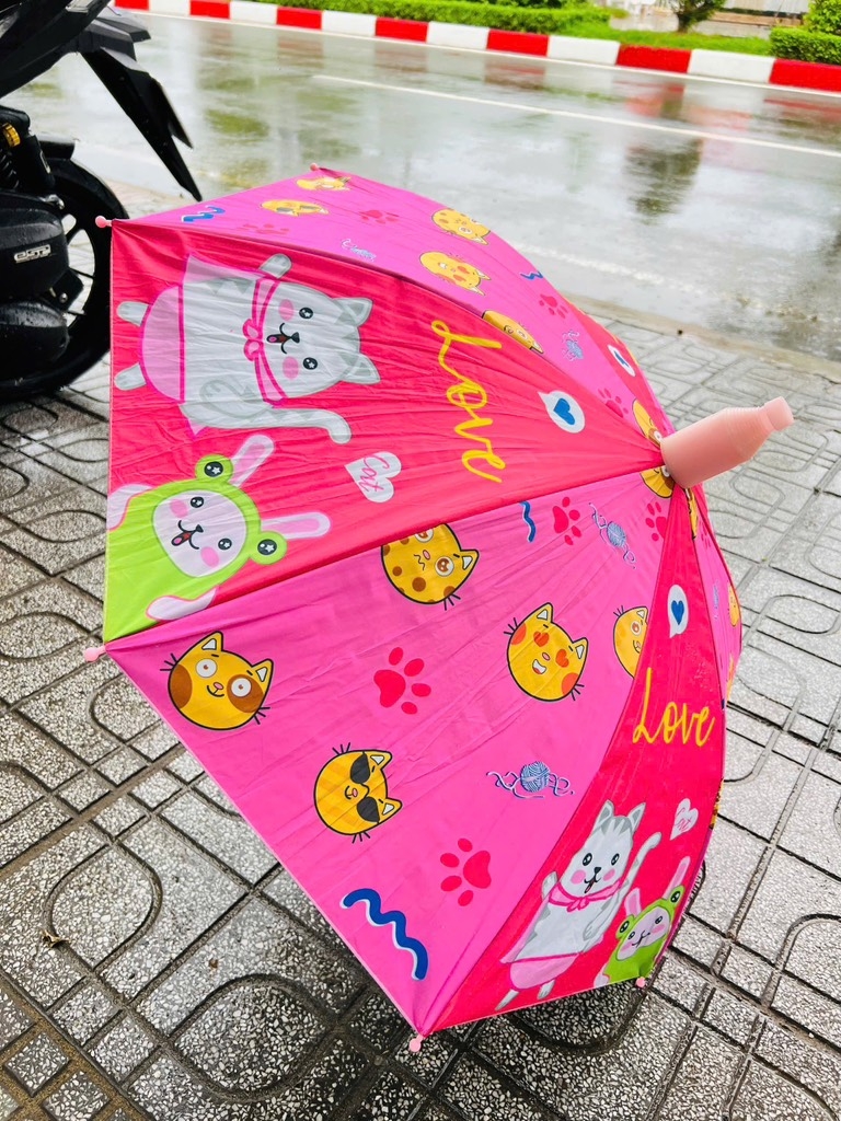 Cây dù che mưa cho bé hình động vật (6)