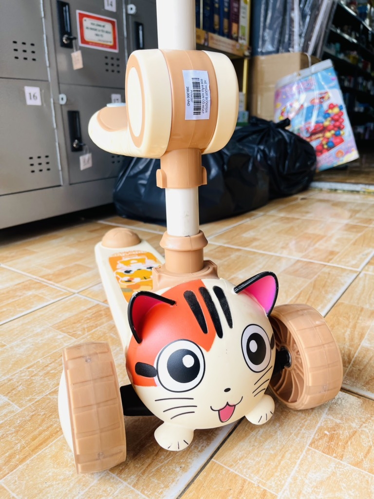 XE TRƯỢT SCOOTER 606 MẪU XỊN CÓ HOẠT HÌNH NỔI (20)