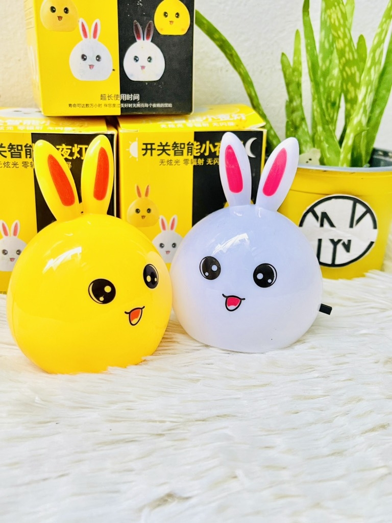 ĐÈN NGỦ HÌNH THỎ KUTE TỰ ĐỘNG SÁNG TẮT (2)