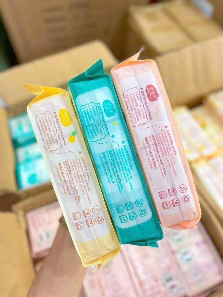 Combo 8 Gói Khăn Ướt Mini Bỏ Túi Tiện Lợi (1)