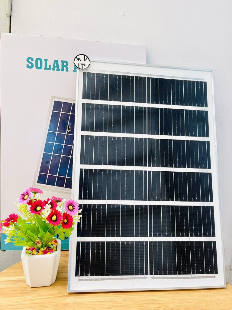 ĐÈN NĂNG LƯỢNG MẶT TRỜI 300W NGOÀI TRỜI CHỐNG NƯỚC IP66 (70)
