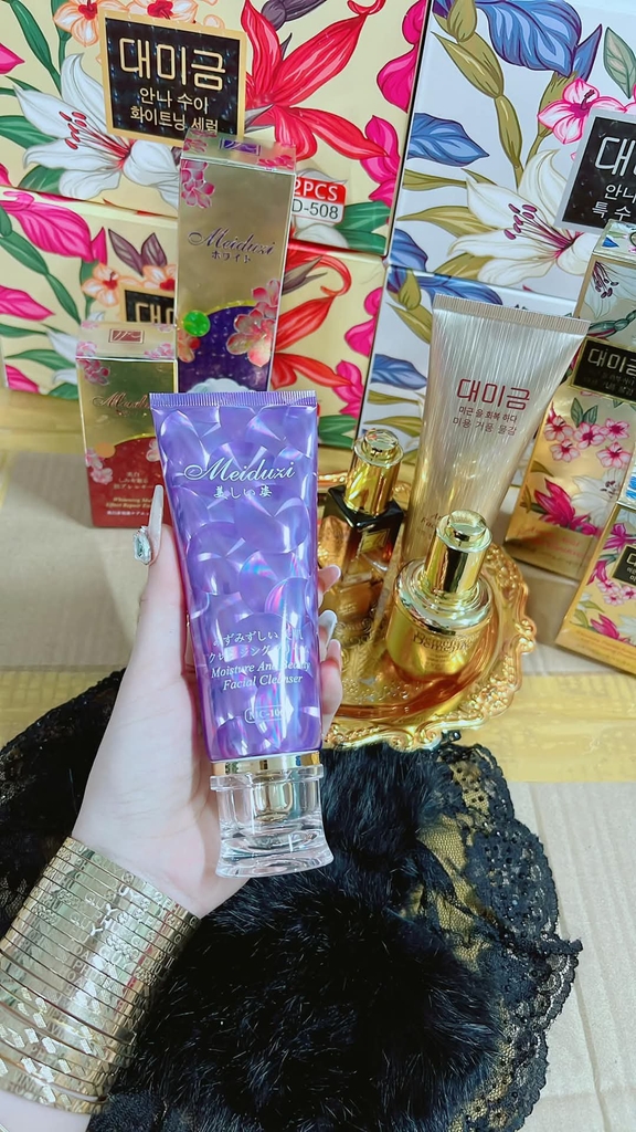 SỮA RỬA MẶT MEIDUZI XANH C.HÃNG (15) '