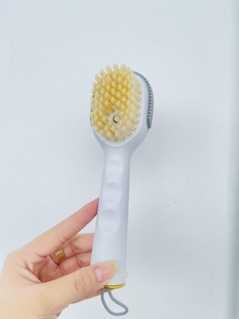 BÀN CHẢI VỆ SINH CÓ NGĂN ĐỰNG XÀ PHÒNG (2)