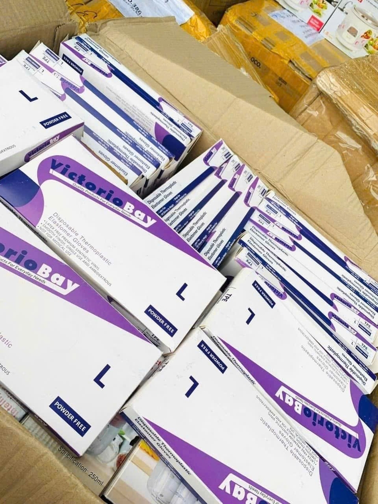 Hộp 100 Găng Tay Siêu Dai Victoria (1)