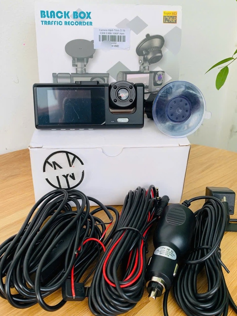 Camera Hành Trình Ô Tô C309 3 Mắt 1080P Kèm Camera Lùi (30)