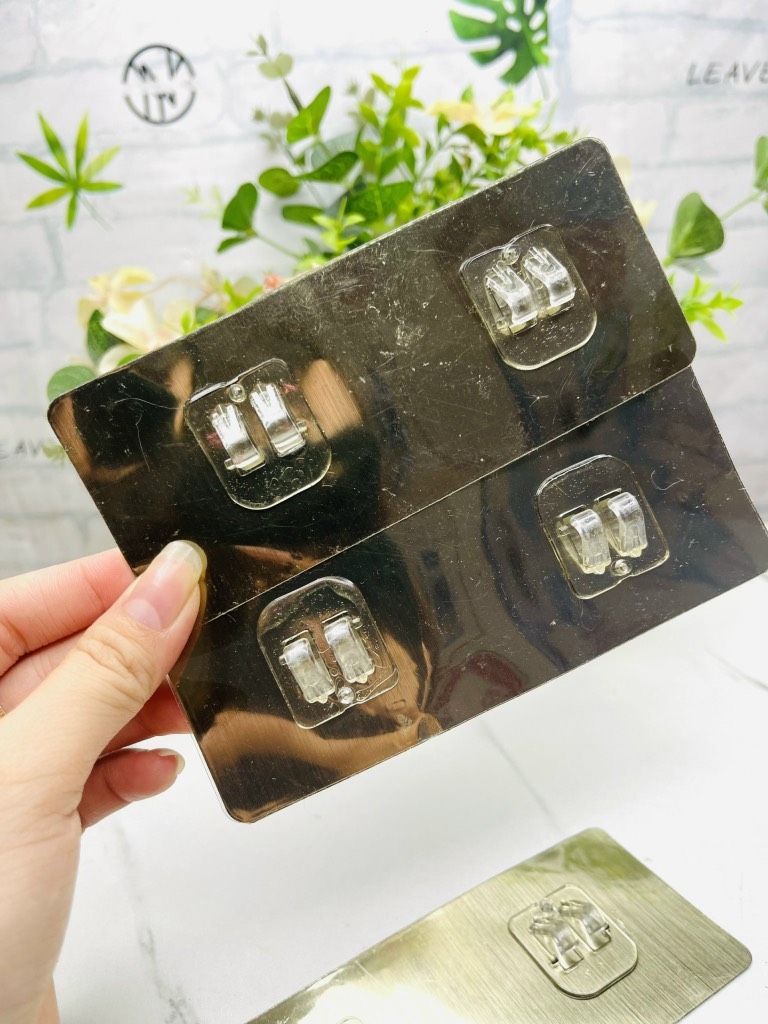 MIẾNG DÁN ĐỠ KỆ SẮT DÁN TƯỜNG ĐÔI SIÊU CHẮC (ko ck)