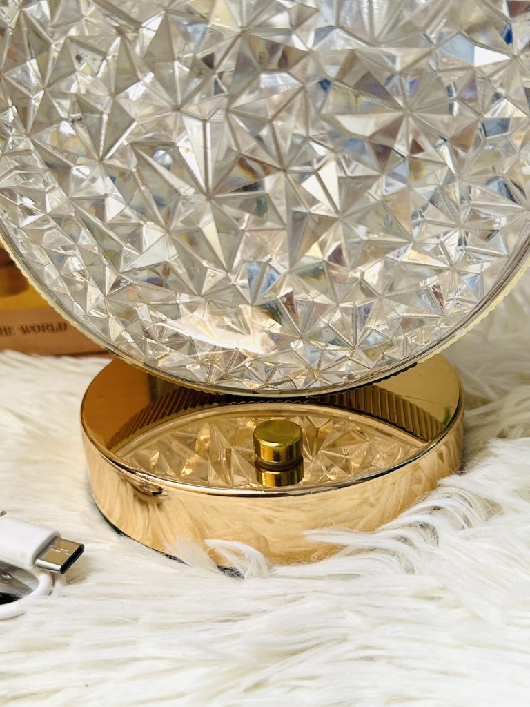 Đèn Pha Lê Trang Trí Decor Hình Ngồi Sao (12)
