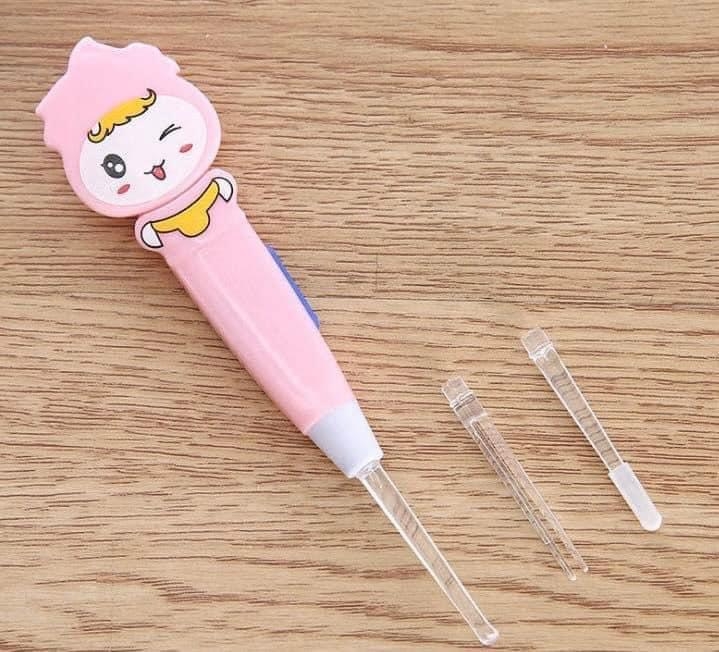 Dụng cụ lấy ráy tai có đèn hình thú đáng yêu (2)