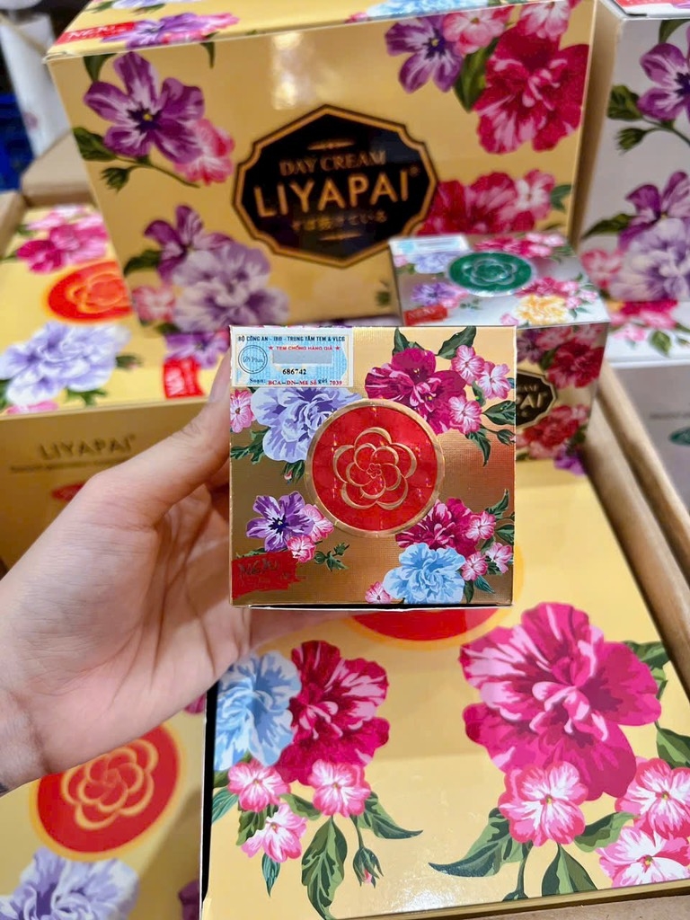 KEM FACE LIYAPAI NGÀY HOẶC ĐÊM (BÁN RỜI TỪNG HỦ) (15) '