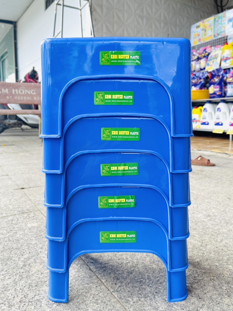 GHẾ NHỰA NGUYÊN KHỐI HÀNG CTY KHÔI NGUYÊN (1)
