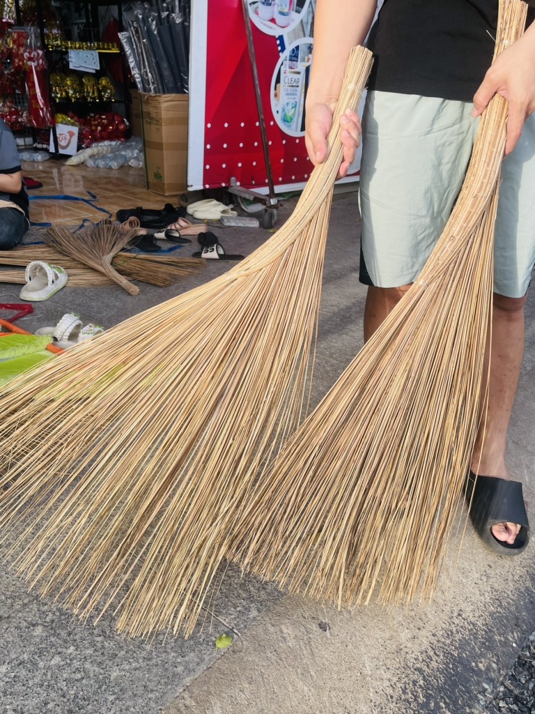 CHỔI RÁNG LỚN HÀNG GIA CÔNG (2)