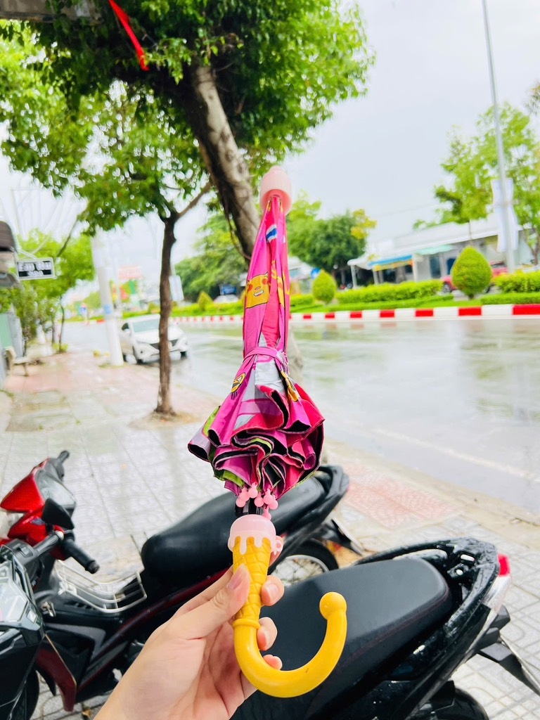 Cây dù che mưa cho bé hình động vật (6)