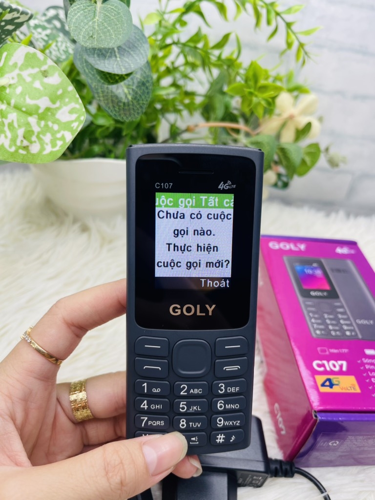 Điện thoại Người Già 4G Goly C107 4G sóng tốt,loa to,đèn pin siêu sáng dùng pin 5C (30)