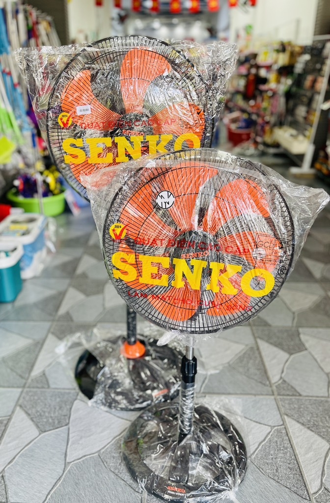 QUẠT ĐỨNG LỞ THÂN SẮT SENKO 7 CÁNH MÃ 1636 BẢO HÀNH 2 NĂM (20)