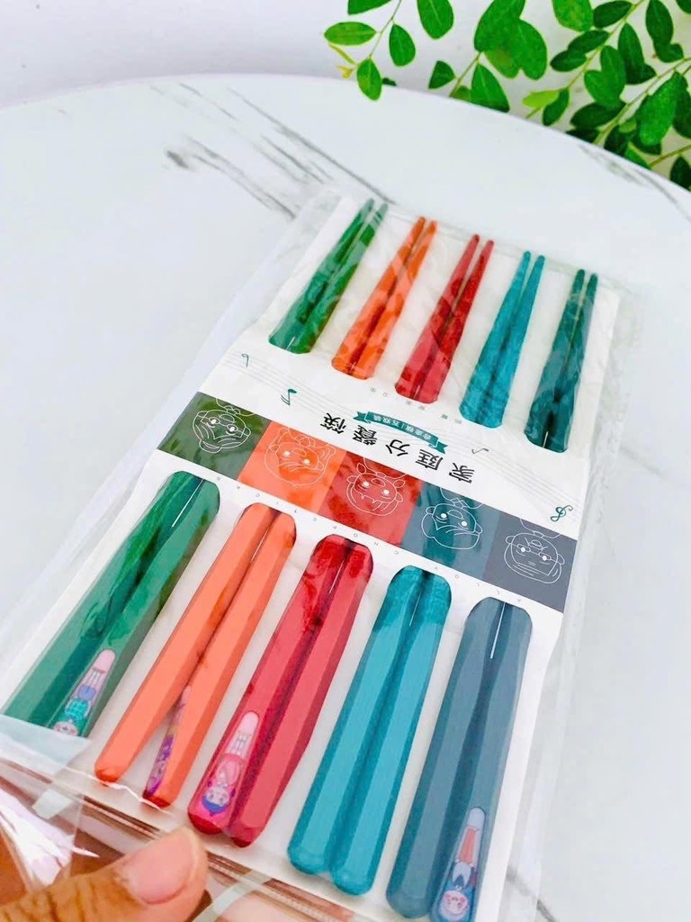 Bộ 5 Đôi Đũa Màu Sắc Hàng Nội Địa Loại 1 (2)