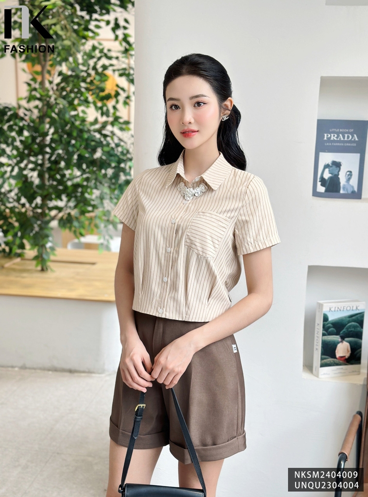 NK Fashion Áo Sơ Mi Kẻ Cổ Đức Túi Ốp Trẻ Trung, Nữ Tính NKSM2404009