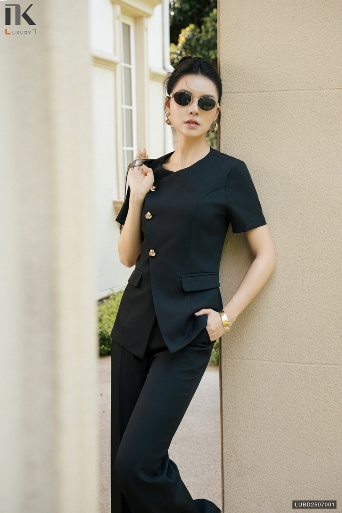 Bộ đồ LANCY cao cấp LUBD2507001