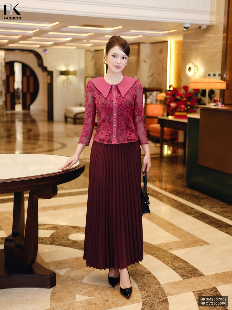 Sơ mi lá cổ phối ôm vừa kiểu cách NKSM2507002